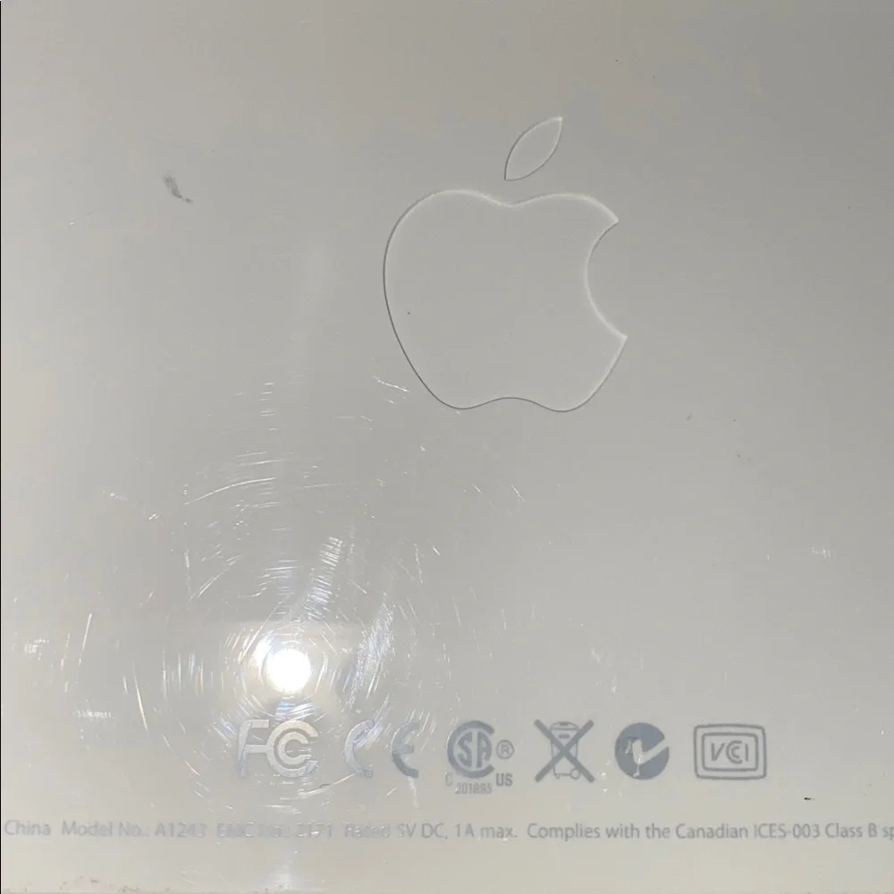 Apple‎ Wired Keyboard with Numeric Keypad Silver Aluminum Model A1243 MB110LL/B